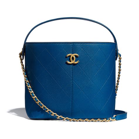 chanel small handbag - chanel small shopping bag 2021.